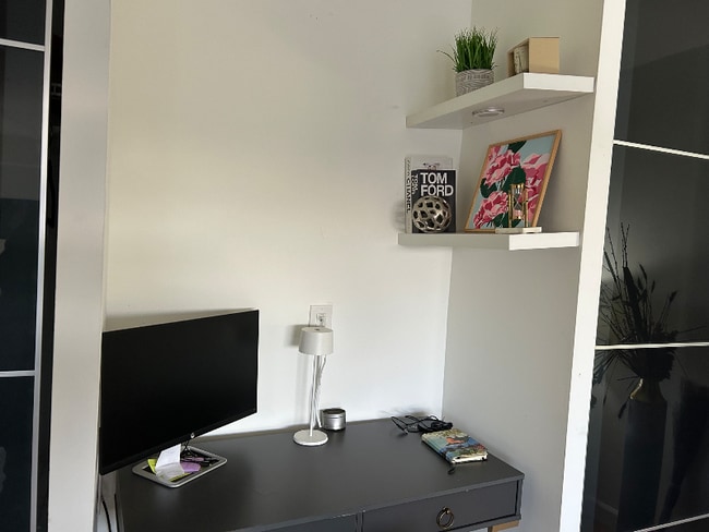 Photo - 2500 S Manchester St