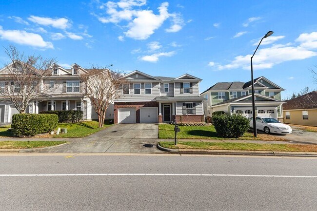 Photo - 5023 Lake Grove Blvd