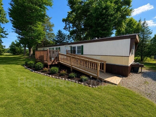Building Photo - 733 Indian Hill Rd