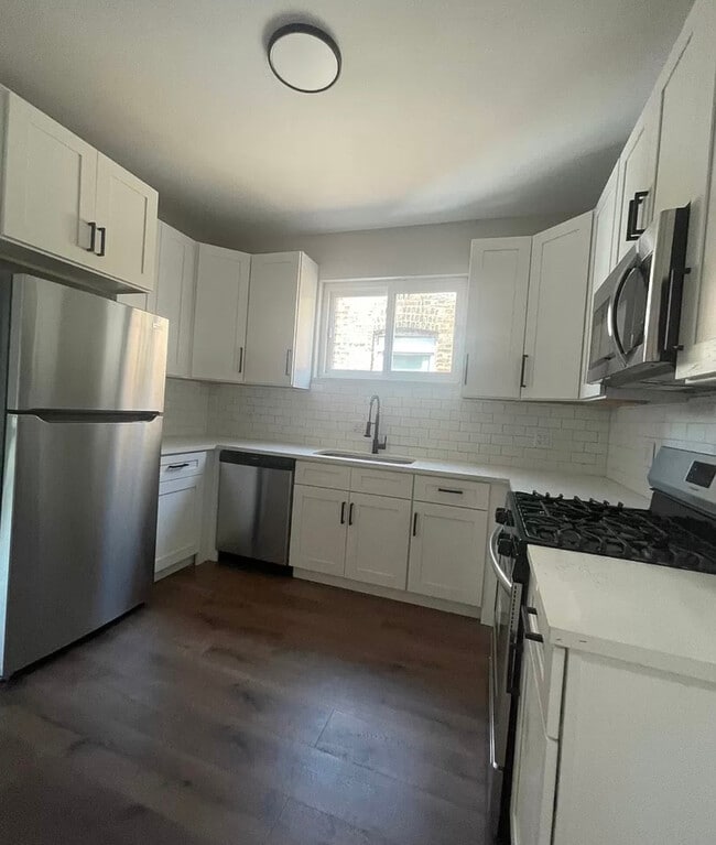 Photo - 6940 S Green St Unidad 1