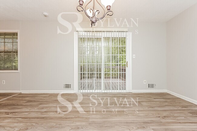 Photo - Welcome home to this 3 bedroom, 2 bathroom home