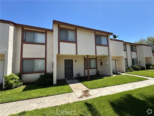 Building Photo - 349 N Eucalyptus Ave Rental