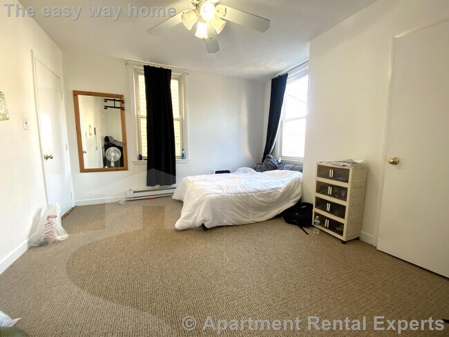 Photo - 521 Cambridge St Unidad #2