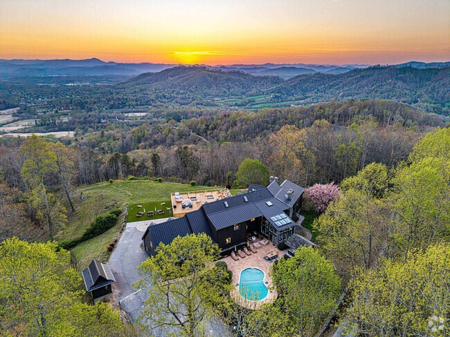 Building Photo - 22 Vineyard Hill Dr Unit ID1222864P Rental