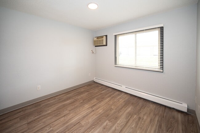 Meadow Park Apartments