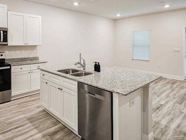 Photo - 1211 Fairchild Vlg Dr