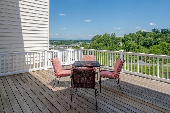 Photo - 1992 Asheville Dr