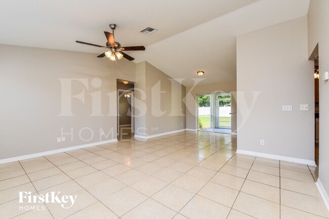 Photo - 2918 SE 8th Pl