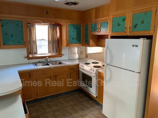 Photo - 40 Beech St Unit 1