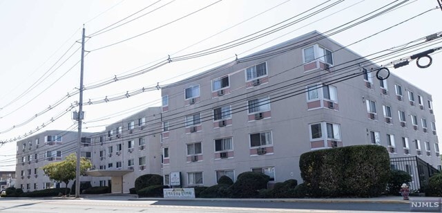 Photo - 333 Grand Ave Condo Unit 4Q