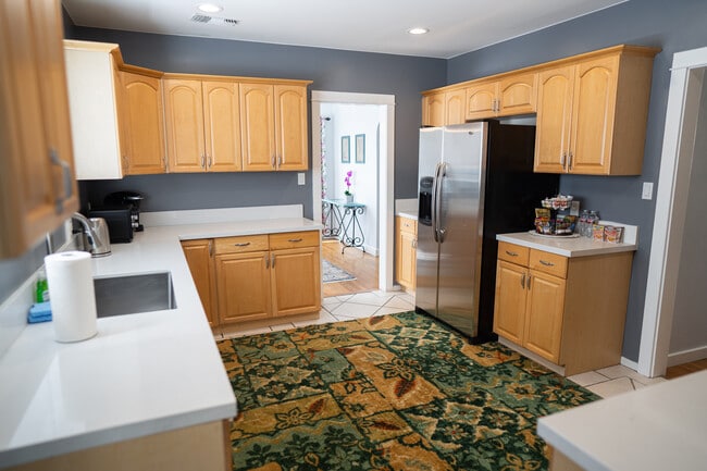 Photo - 11247 Huston St