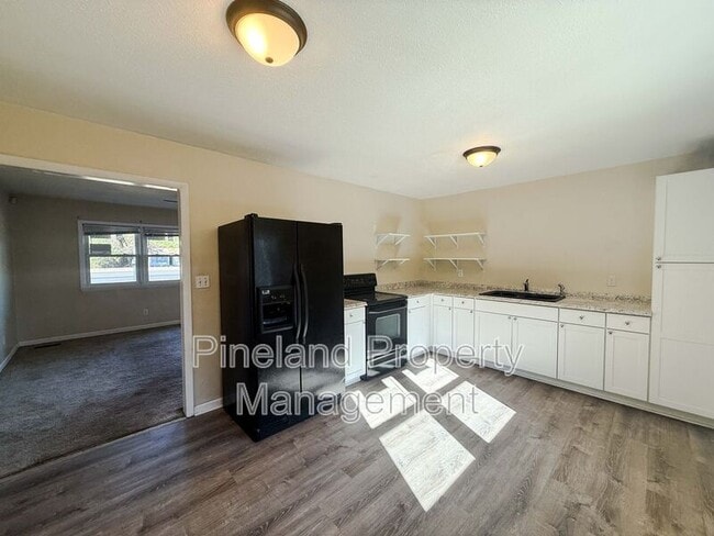 Photo - 3893 Cumberland Rd