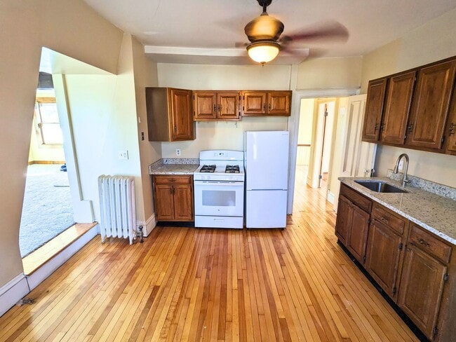 Photo - 10 Day Ave Unidad Apt C (3rd Floor)