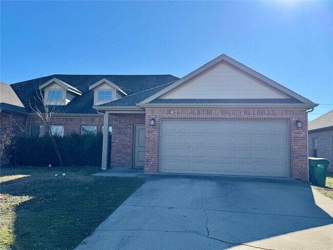 Photo - 938 Kensington Dr