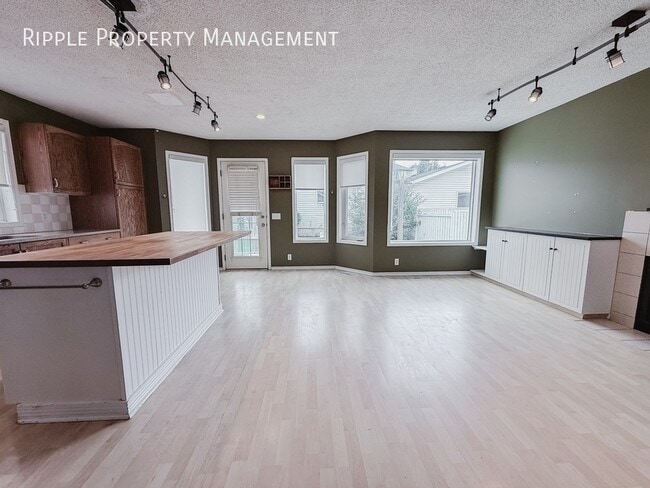 Photo - AMAZING 3 BEDS, 2.5 BATHS UPPER UNIT | Double Detached Garage & Private Backyard