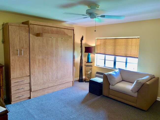 Building Photo - 31 S Golfview Rd Unit 14