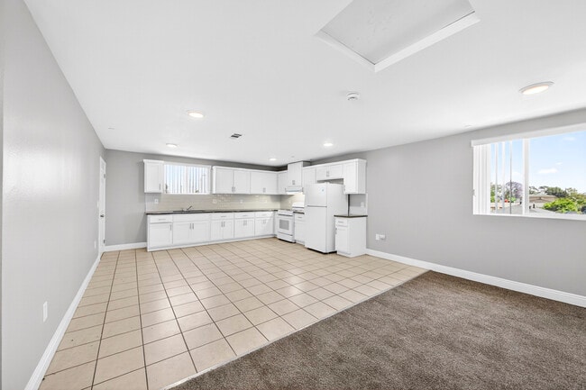 Photo - 11227 Towne Ave