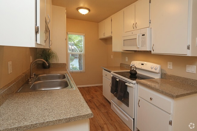 Briar Villa Apartments