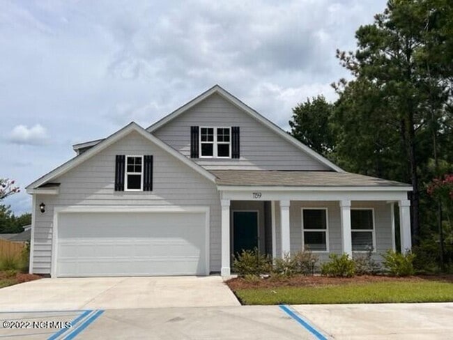 5 Bedroom Home in Leland! - 5 Bedroom Home in Leland!