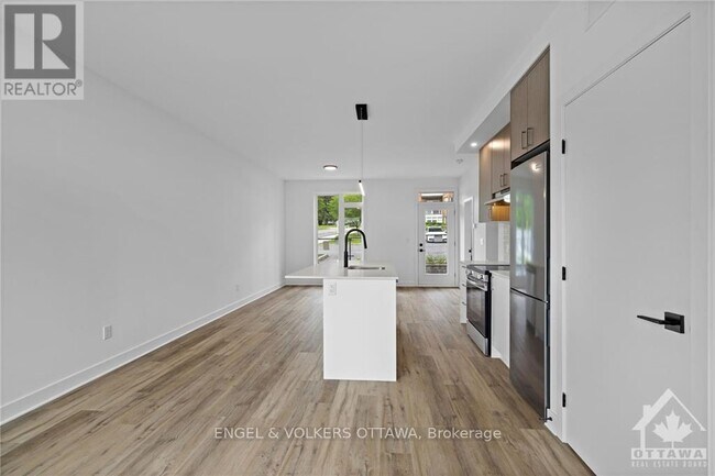 Photo - 1260 Marenger St