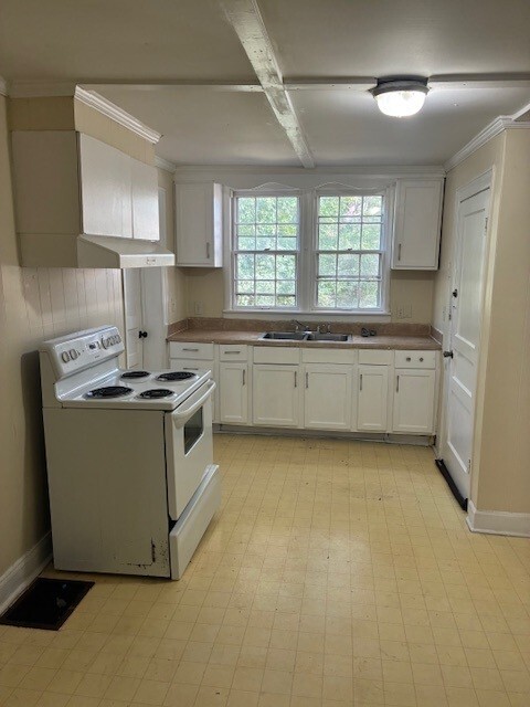 Building Photo - 541 Greenwood Ave Unit A