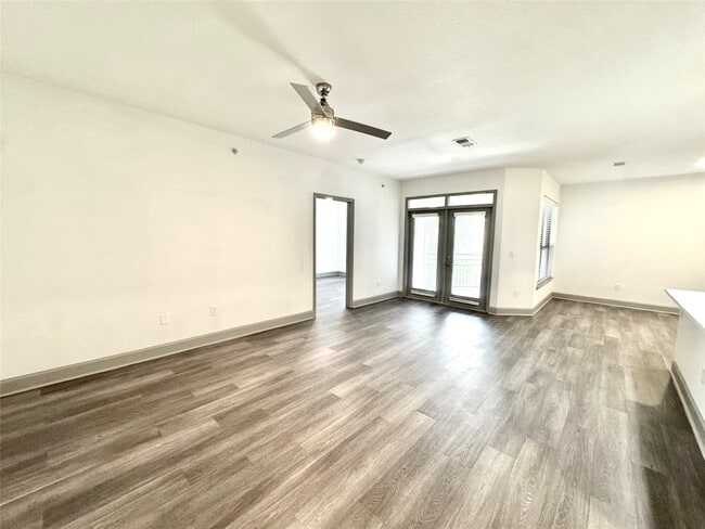 Building Photo - 3333 Weslayan St Unit 2122