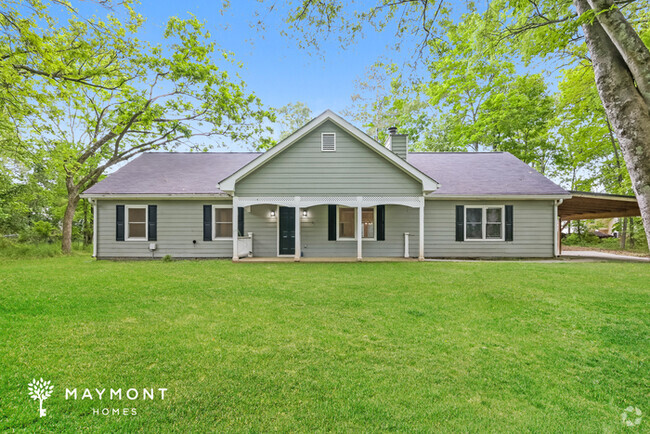 Building Photo - 4-Bedroom Home with Bonus Living Area