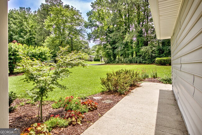 Photo - 413 Deergrass Trail