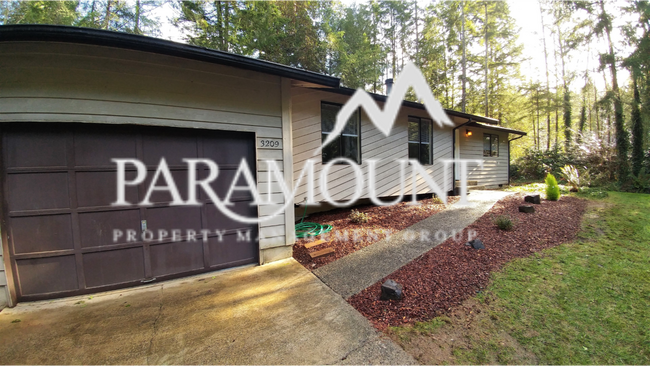 Photo - Remodeled 2 bed/1.5 bath duplex in Gig Harbor!