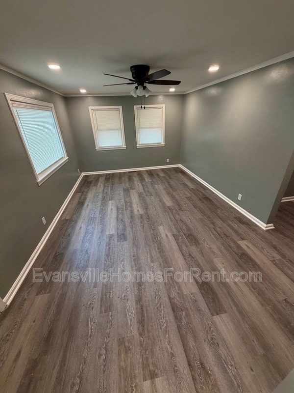 Photo - 120 Leslie Ave