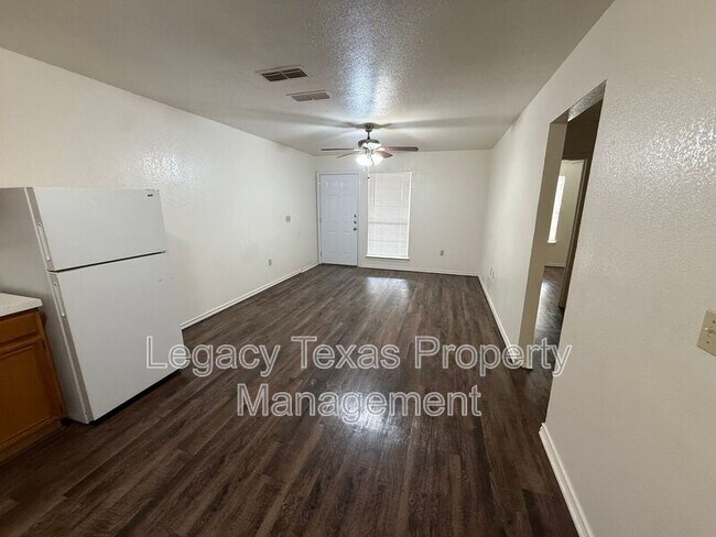 Photo - 1110 Williams Ave Unit C