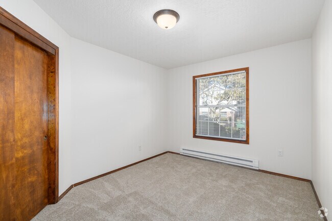 3BR, 2BA - 1,166SF - Second Bedroom - Fir Grove