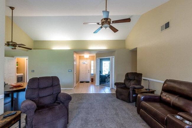 Photo - Updated 3/2 Cambridge Near Clovis North