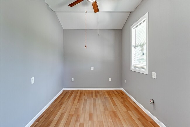 Photo - 6223 Lavender St