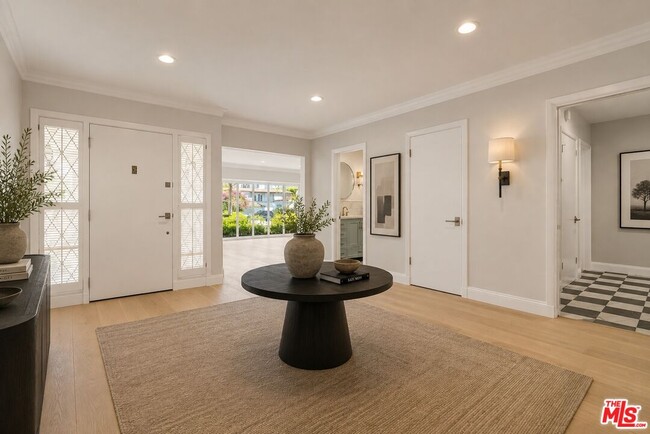 Photo - 713 Walden Dr