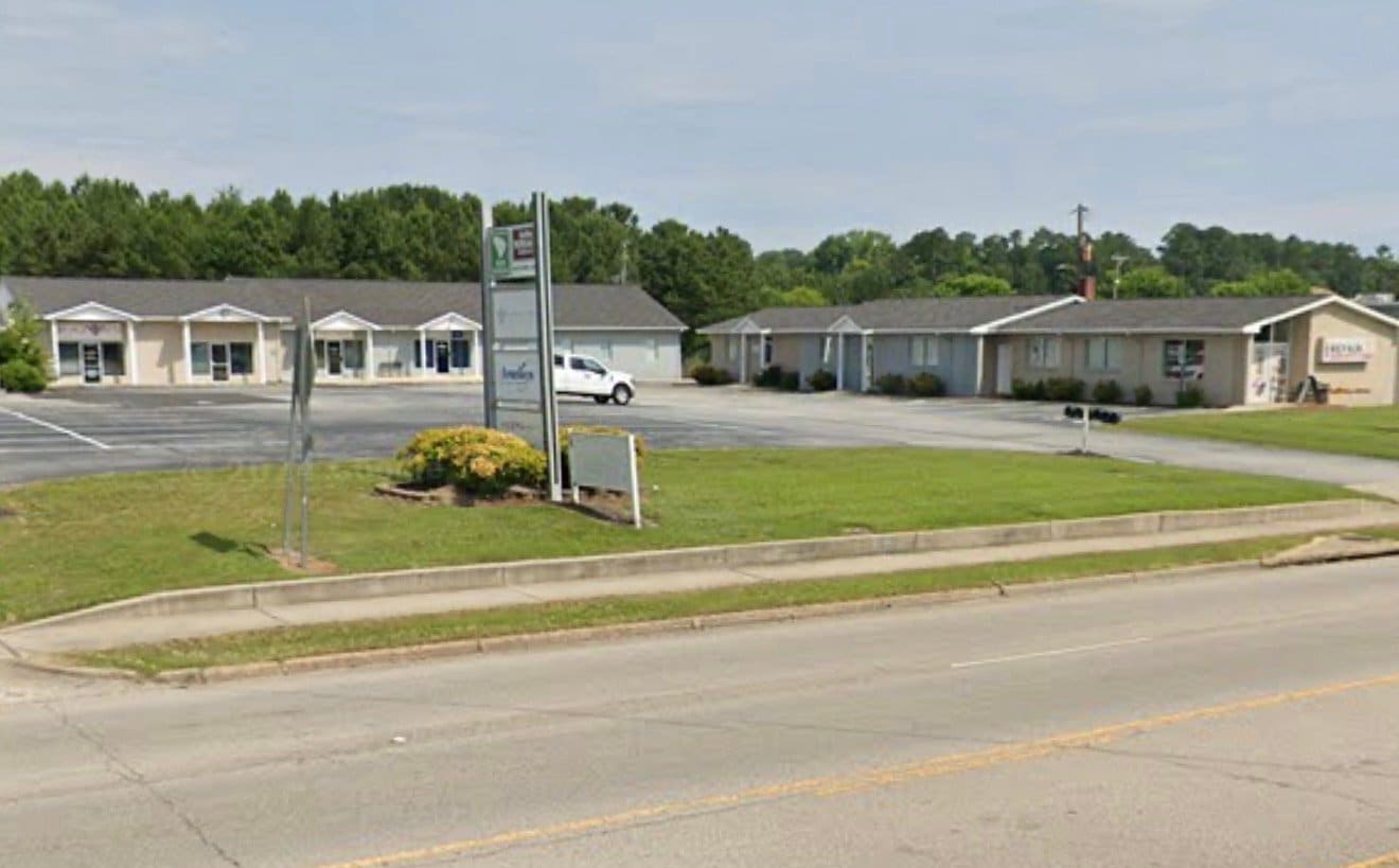 Photo - 1645 J A Cochran Bypass