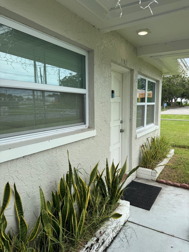 Photo - 1162 La Salle St
