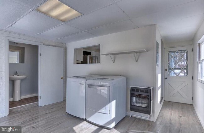 Photo - 3216 Green St