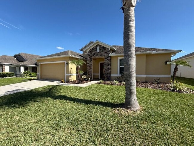 Photo - Spacious Groveland Home