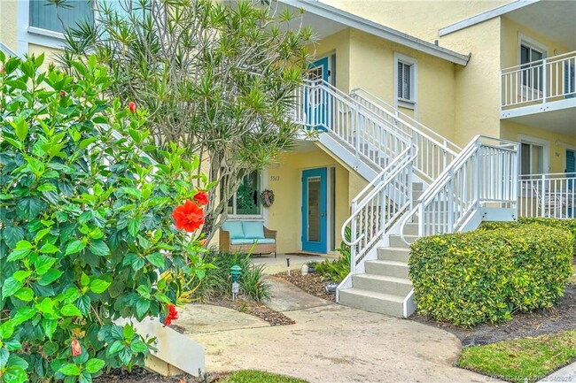 Photo - 5563 NE Gulfstream Way Condo