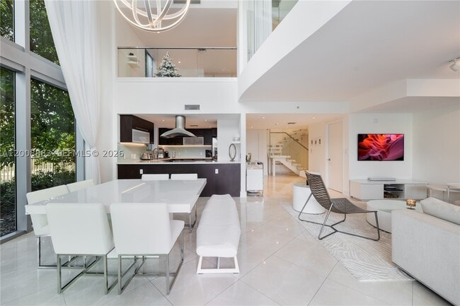 7928 East Dr Unit 106
