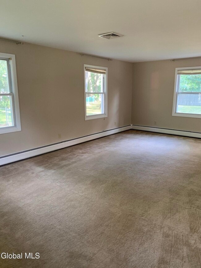 Photo - 9 Augusta Ct