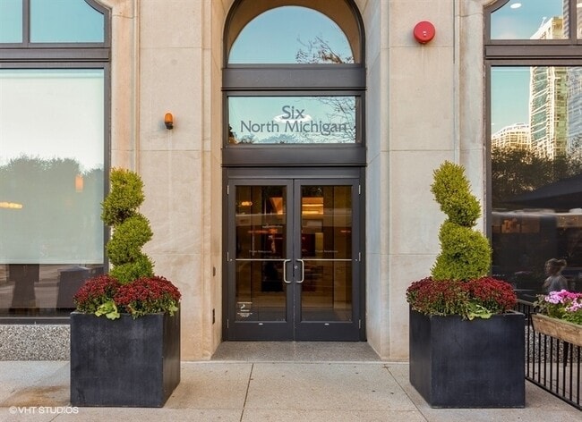 Photo - 6 N Michigan Ave Unit 505