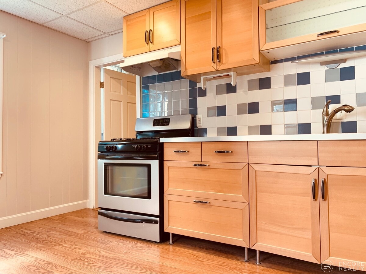 Photo - 105 Buttonwood St Unit 1