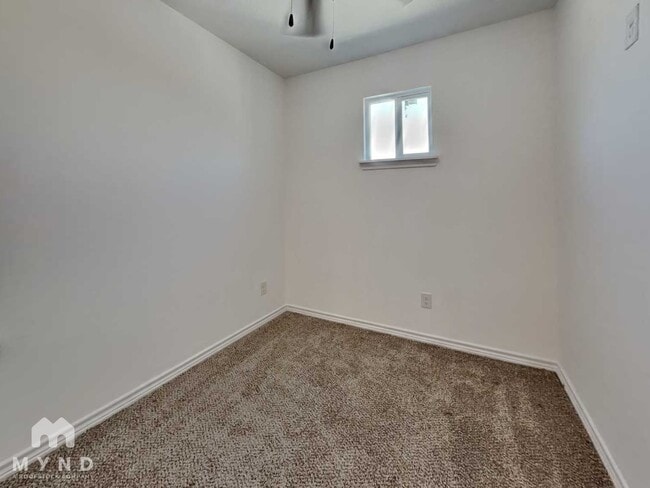 Photo - 3034 W Salinas St