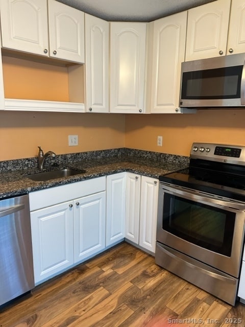 Building Photo - 585 Park Rd Unit 10-8