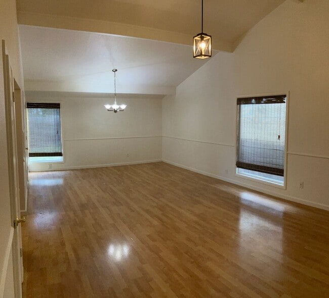 Photo - 1206 Mt Vernon Dr