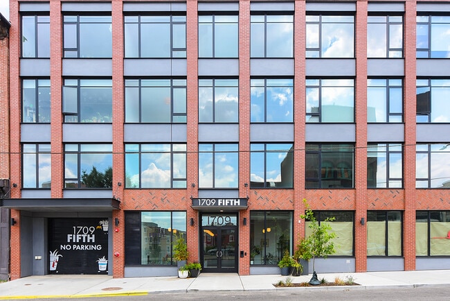 Exterior - 1709 FIFTH AVE