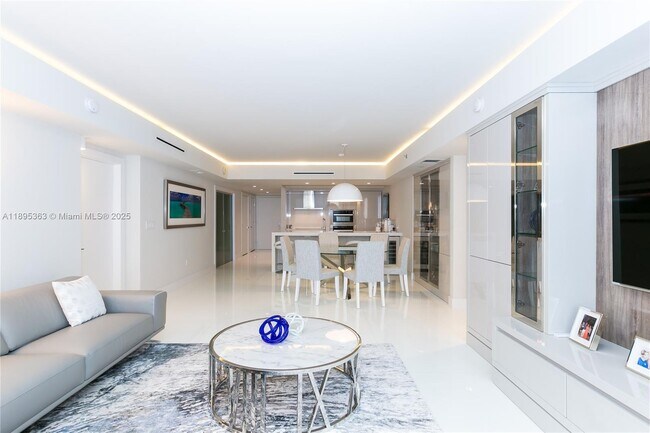 Photo - 1830 S Ocean Dr Unidad 2903