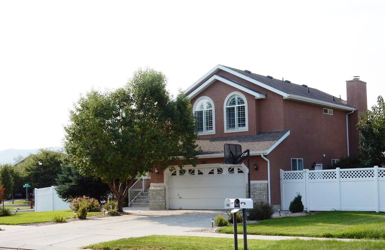 Photo - 186 Harvest Berry Pl (Draper, UT)